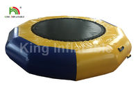 Özelleştirilmiş Sarı 5m D Şişme Su Toy / Su Parkı İçin Yüzen PVC Trambolin