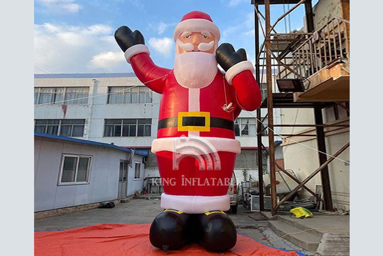 Bir Hediye Çanta Noel Süslemeleri Açık Dev Şişme Noel Baba