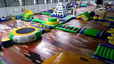 30 * 27m ile Dayanıklı 0.9mm PVC Tente Dev Şişme Su Parkı