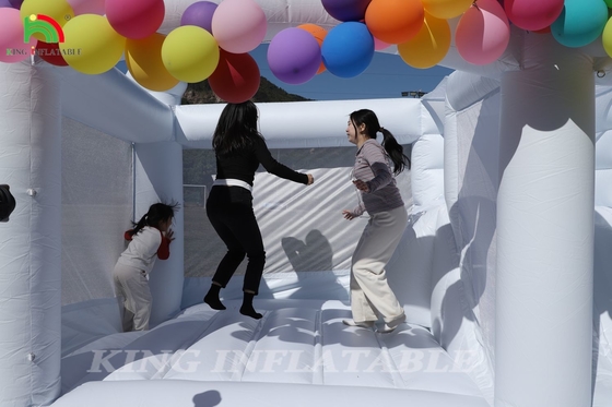13x13x10ft ticari beyaz sıçrama evi büyük sıçrama sıçrama şişme kale çocuklar için yetişkinler kaydırma ve top çukuru ile