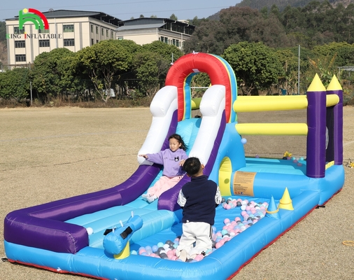 Slide ile şişme sıçrama evi Duvara tırmanma engelleri Trampolin topu havuz