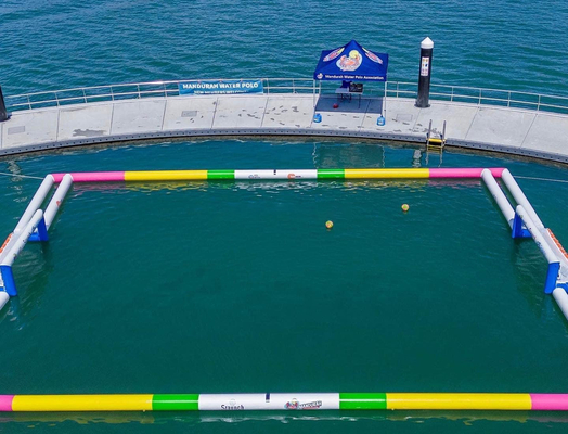 Şişme Su Sporları Oyunu Şişme Su Polo Futbolu Sahne Arena Court Su Şişme Futbolu Court