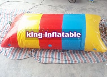 Blob Ball ile Kırmızı / Sarı / Mavi 0.9mm PVC Şişme Su Oyuncaklar / Satürn Slayt