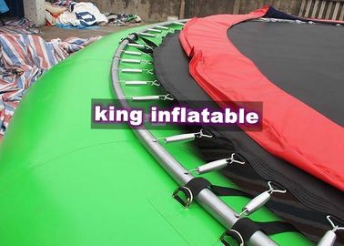 Sucul Yeşil / Beyaz Atlama Şişme Su Toy, PVC 5m Çaplı Su Trambolin