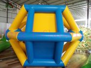 PVC / TPU Şişme Su Toy, Su Sporları İçin Su Üzerinde Renkli Yürüyüş Silindiri