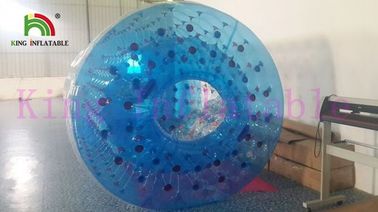Mavi Büyük Şişme Su Rolling Oyuncak Dayanıklı 1.0mm PVC / PTU Şişme Açık Oyuncak
