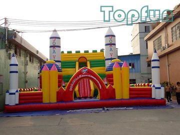 Roket Fırlatma Merkezi Atlama Kalesi 10m x 10m Eğlence Parkı İçin Özelleştirilmiş