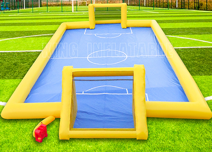 Futbol Sahası Açık Şişme Spor Oyunları Çocuklar İçin 0.55mm PVC Suya Dayanıklı Şişme Futbol Sahası
